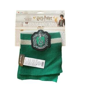 Harry Pottery Wizarding World Slitherin Scarf Green & Gray by Disguise